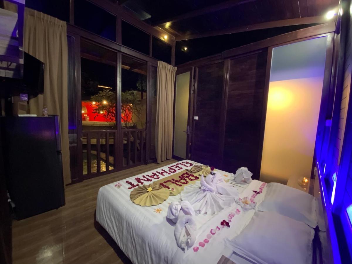 Bali Elephants Boutique Villa Jimbaran  Exterior photo