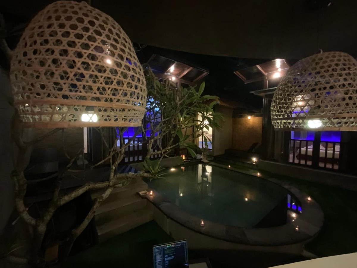 Bali Elephants Boutique Villa Jimbaran  Exterior photo